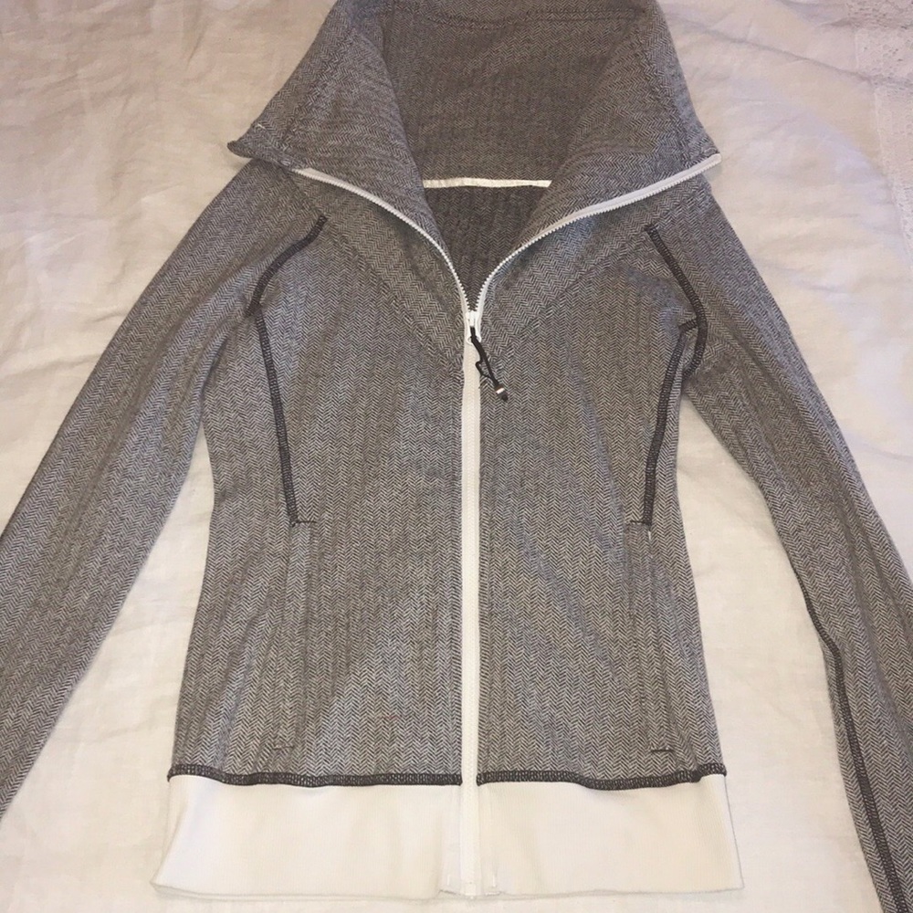 Lululemon Be Present Jacket